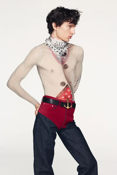 Look 17
